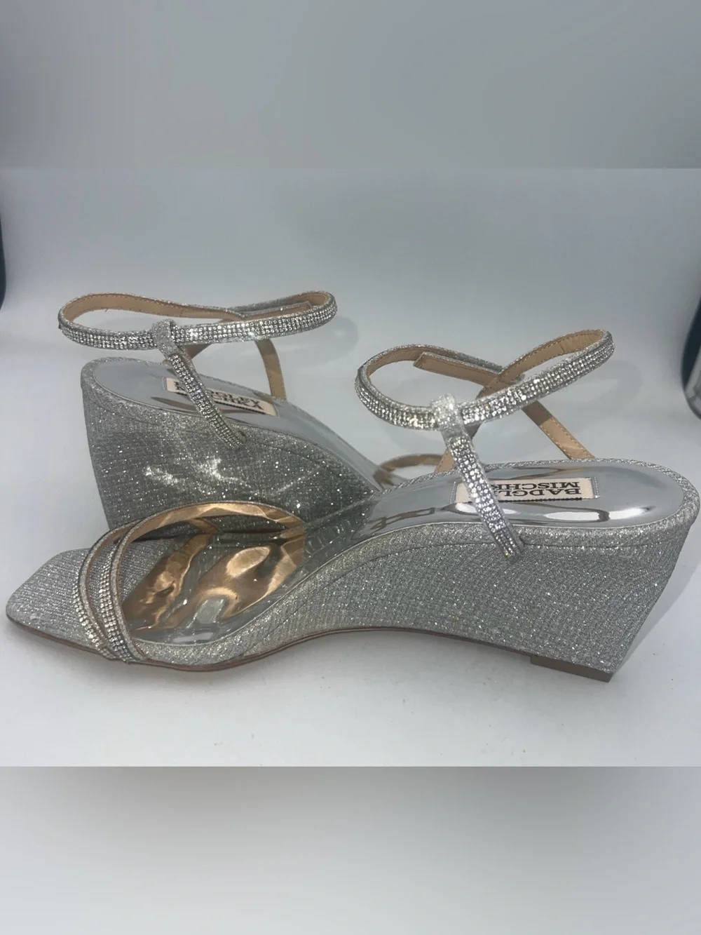 Badgley Mischka Unity Wedge Heel Sandal Leather  Outsole W/Rhinestone Size 10